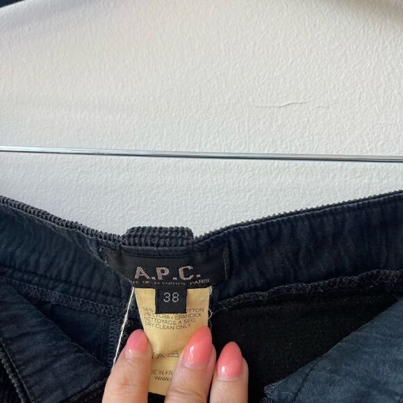 A.P.C.
Black Corduroy Cropped Trousers - 38 - Picture 3 of 7
